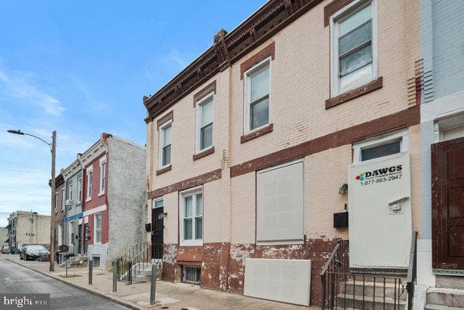 2355 N Cleveland Street photo 2