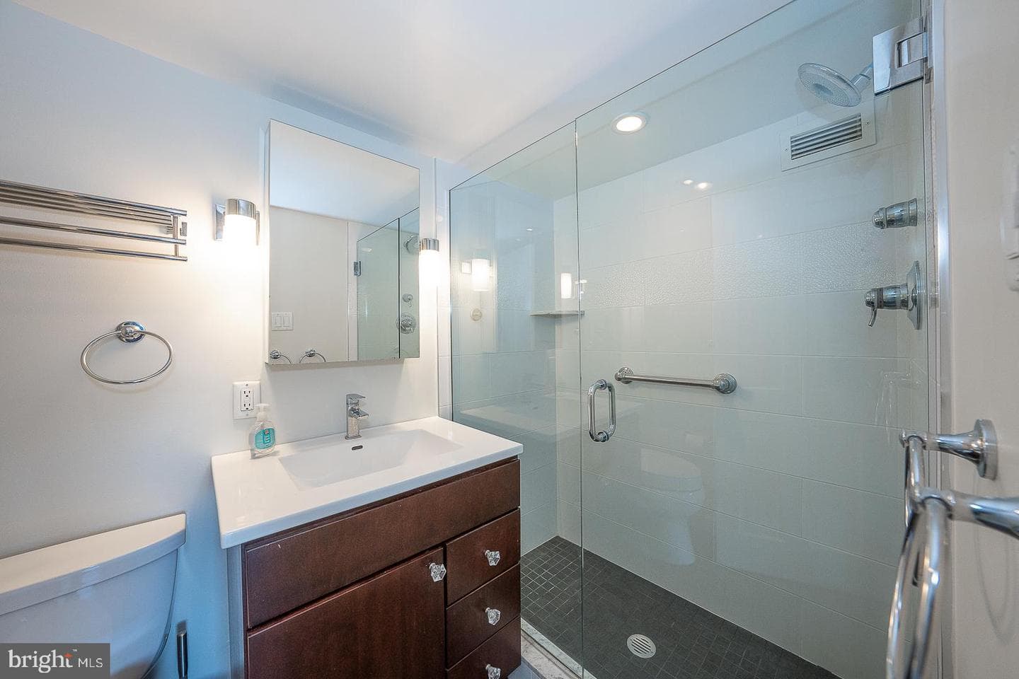 2401 Pennsylvania Avenue #4a10 photo 8