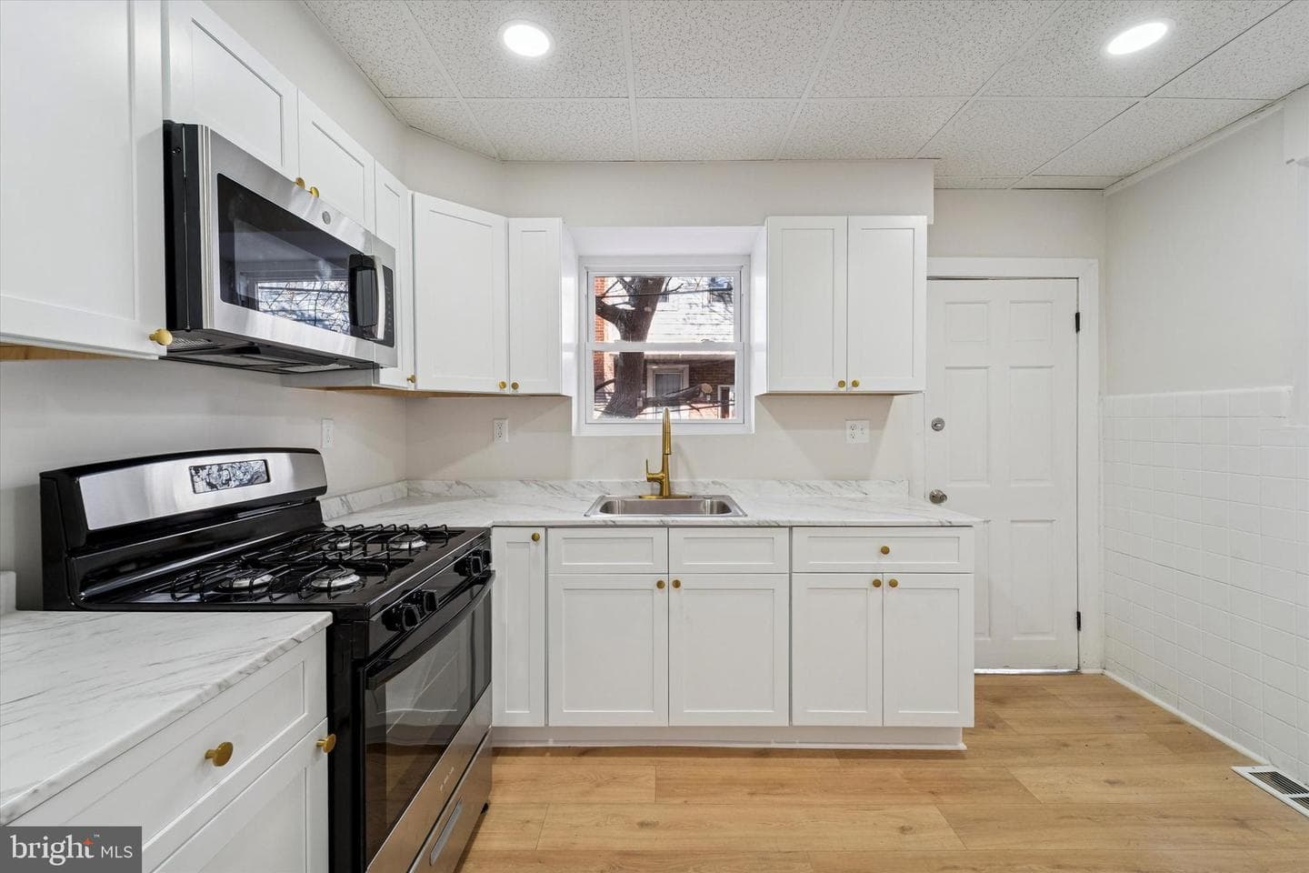 6153 Reedland Street photo 9