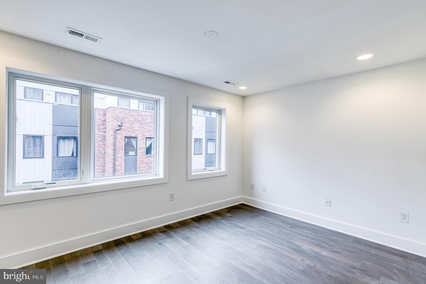634 N 5th Street #12 photo 8