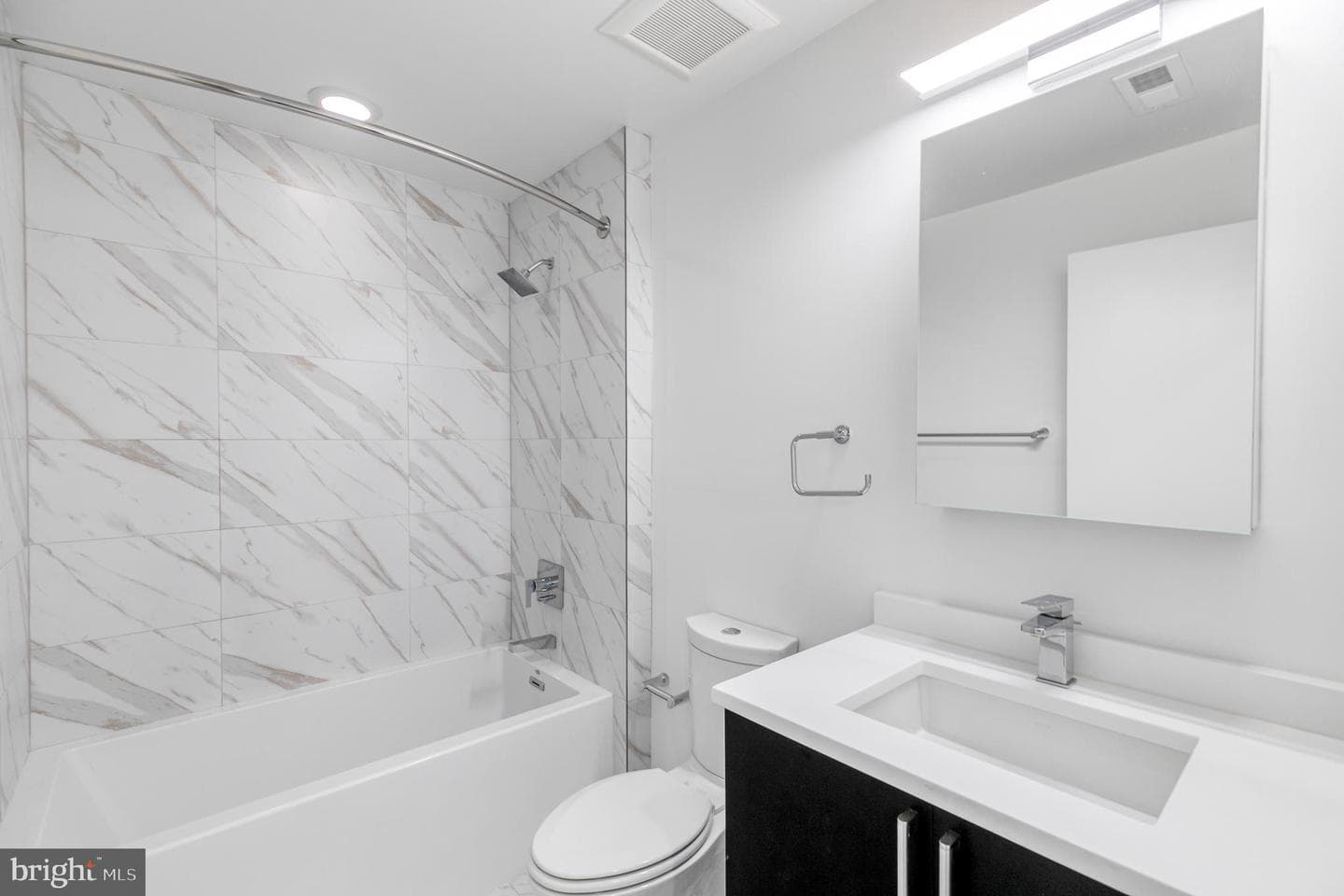634 N 5th Street #12 photo 9