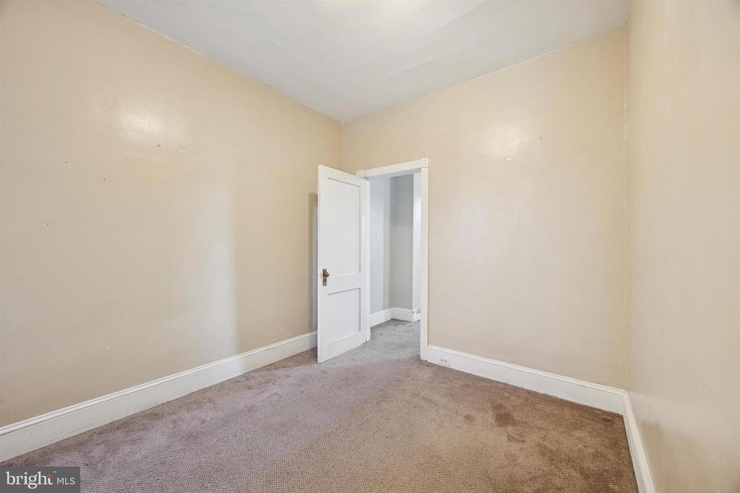 62 N Lindenwood Street photo 10