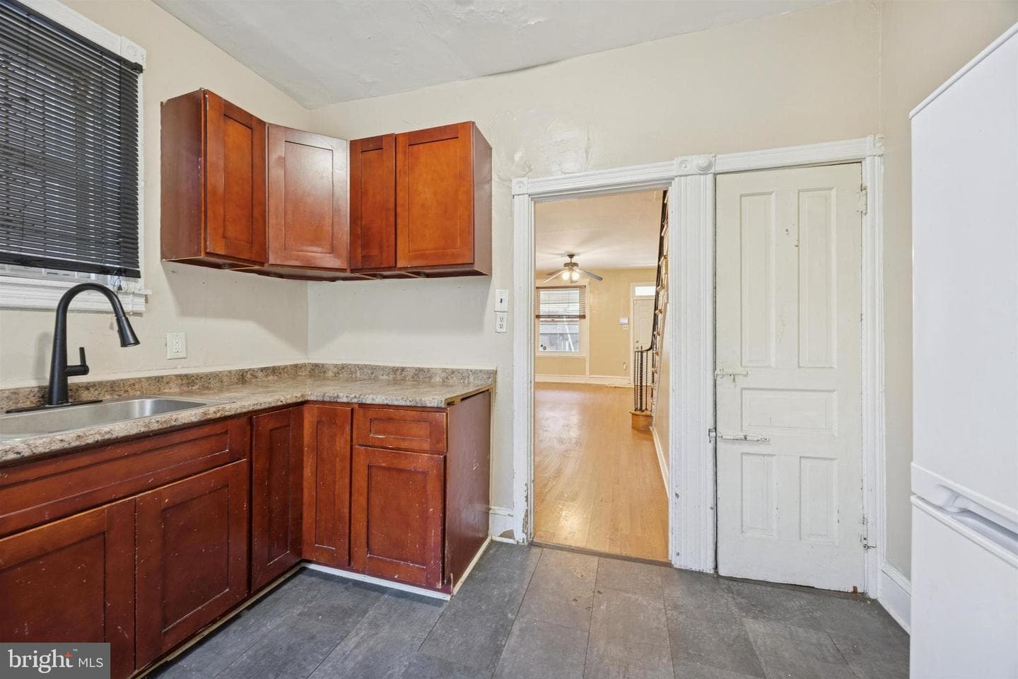 62 N Lindenwood Street photo 9