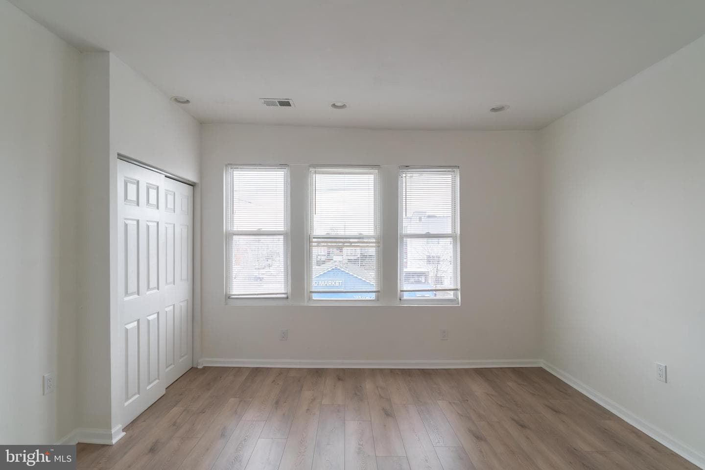 1631 S 22nd Street photo 30