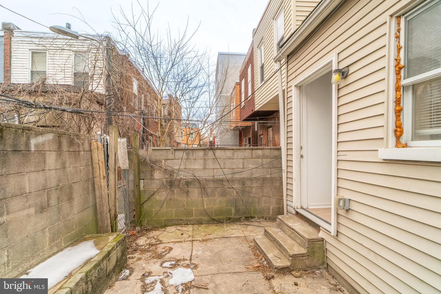 1631 S 22nd Street photo 38