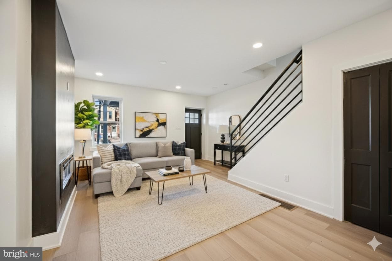 5228 Florence Avenue photo 4