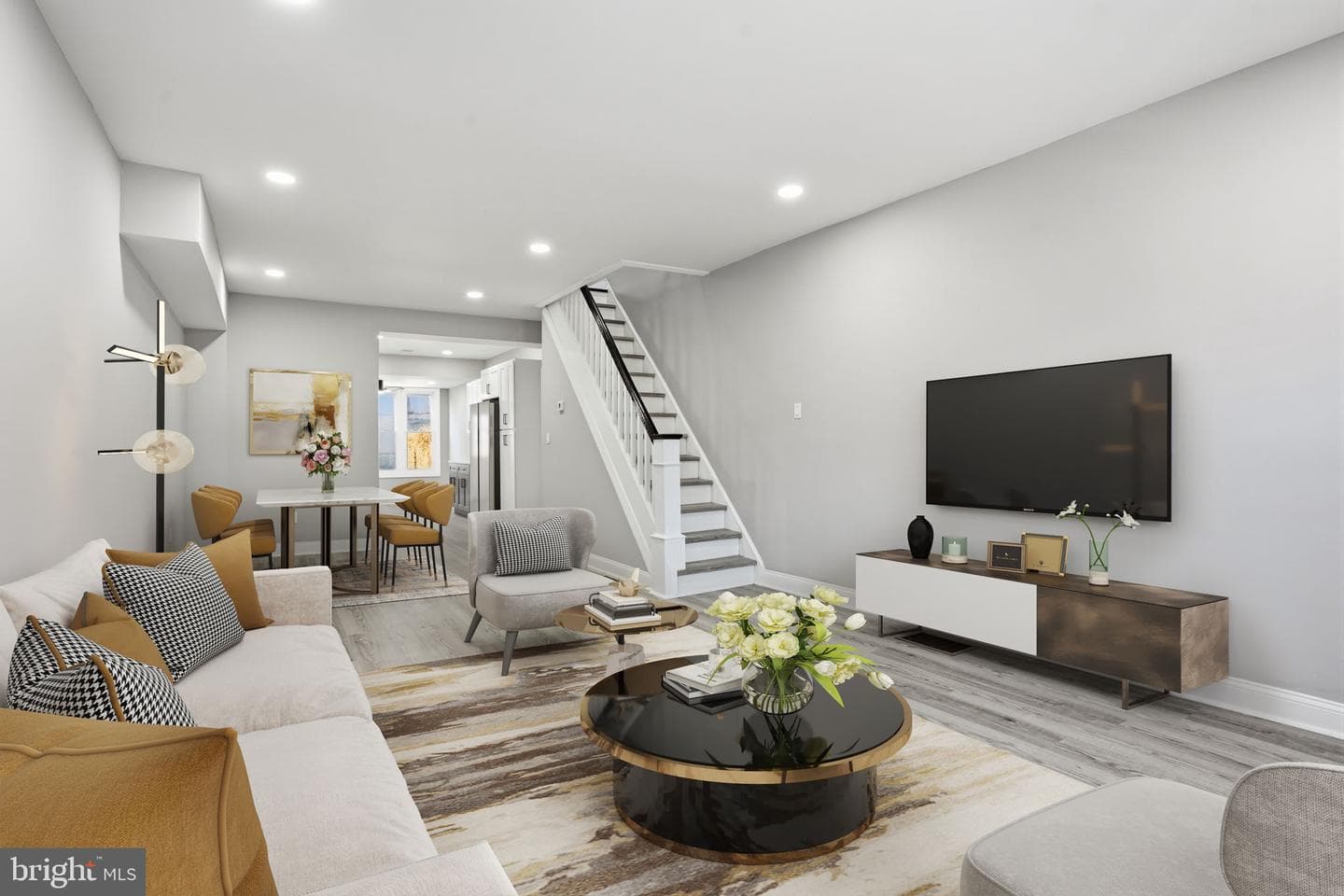 2224 E Lehigh Avenue photo 4