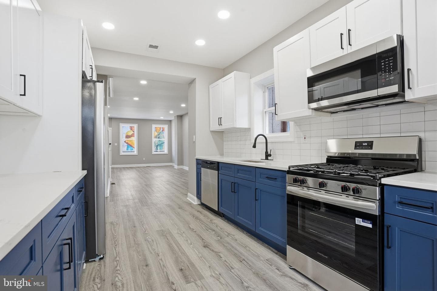 2224 E Lehigh Avenue photo 9