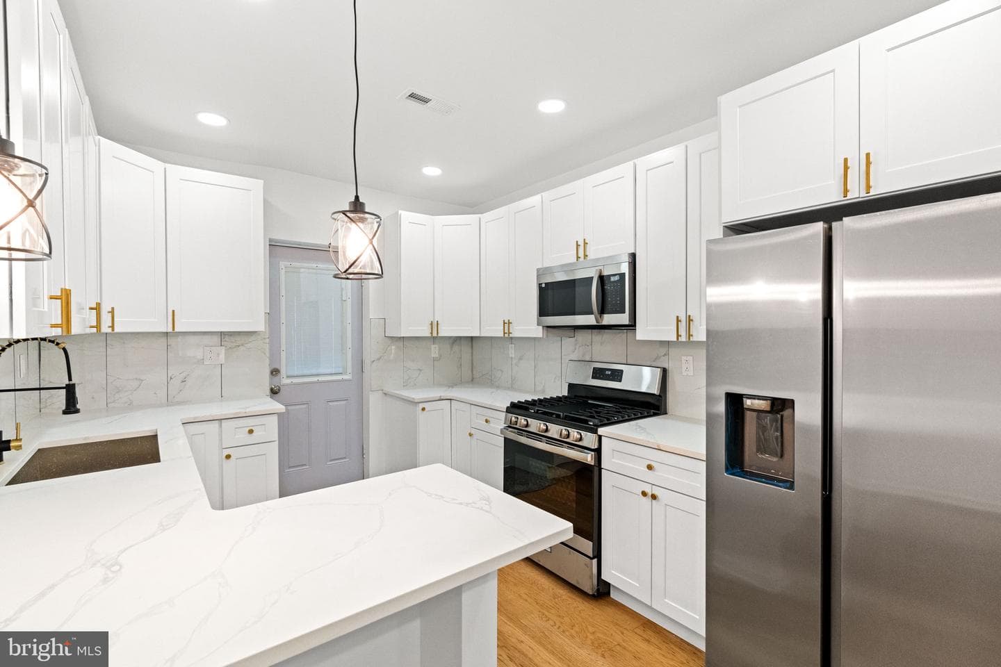 5612 Haddington Street photo 8