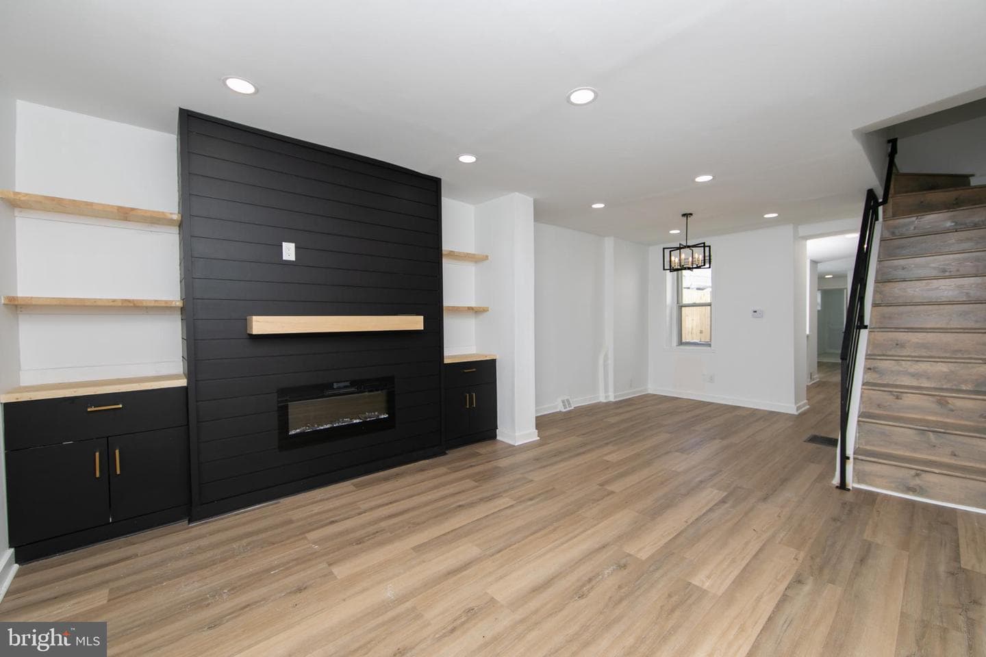 2120 N 2nd Street photo 5