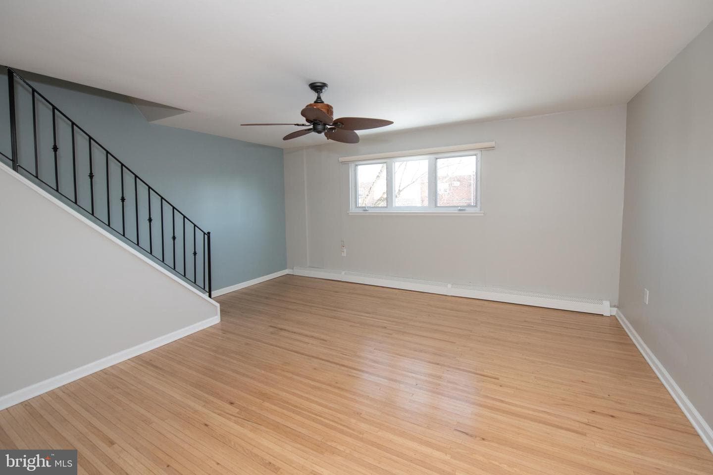 1018 Hoffnagle Place photo 7