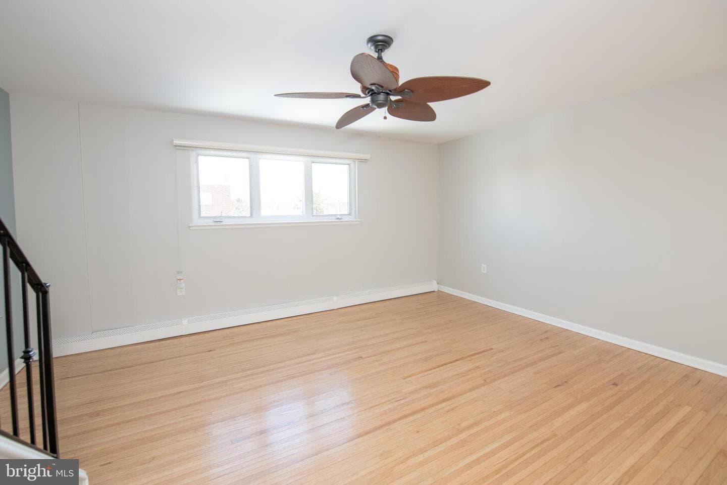 1018 Hoffnagle Place photo 9