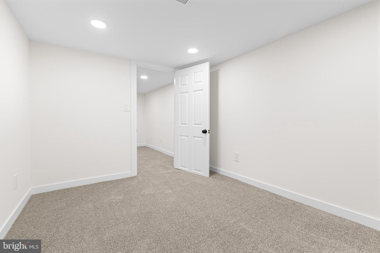 3921 Pennsgrove Street photo 19