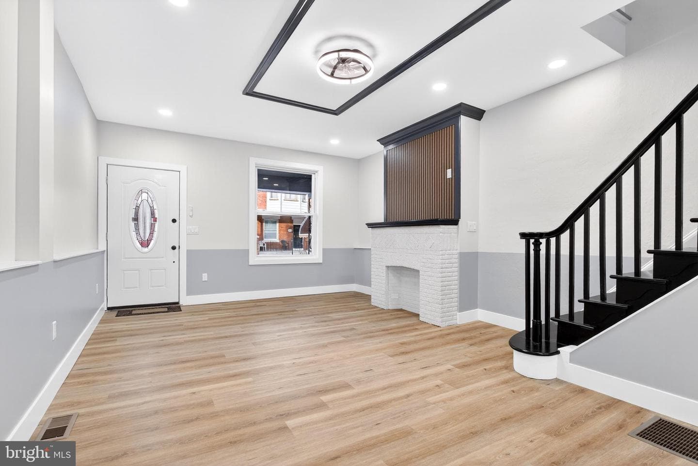 241 N Paxon Street photo 4