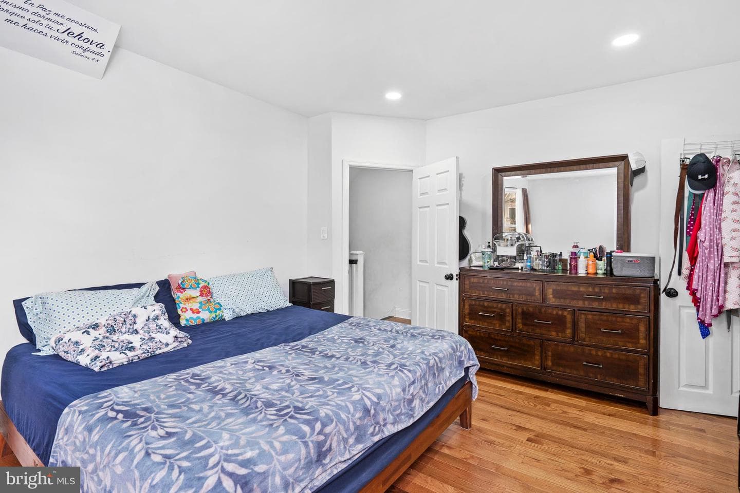 924 Foulkrod Street photo 19
