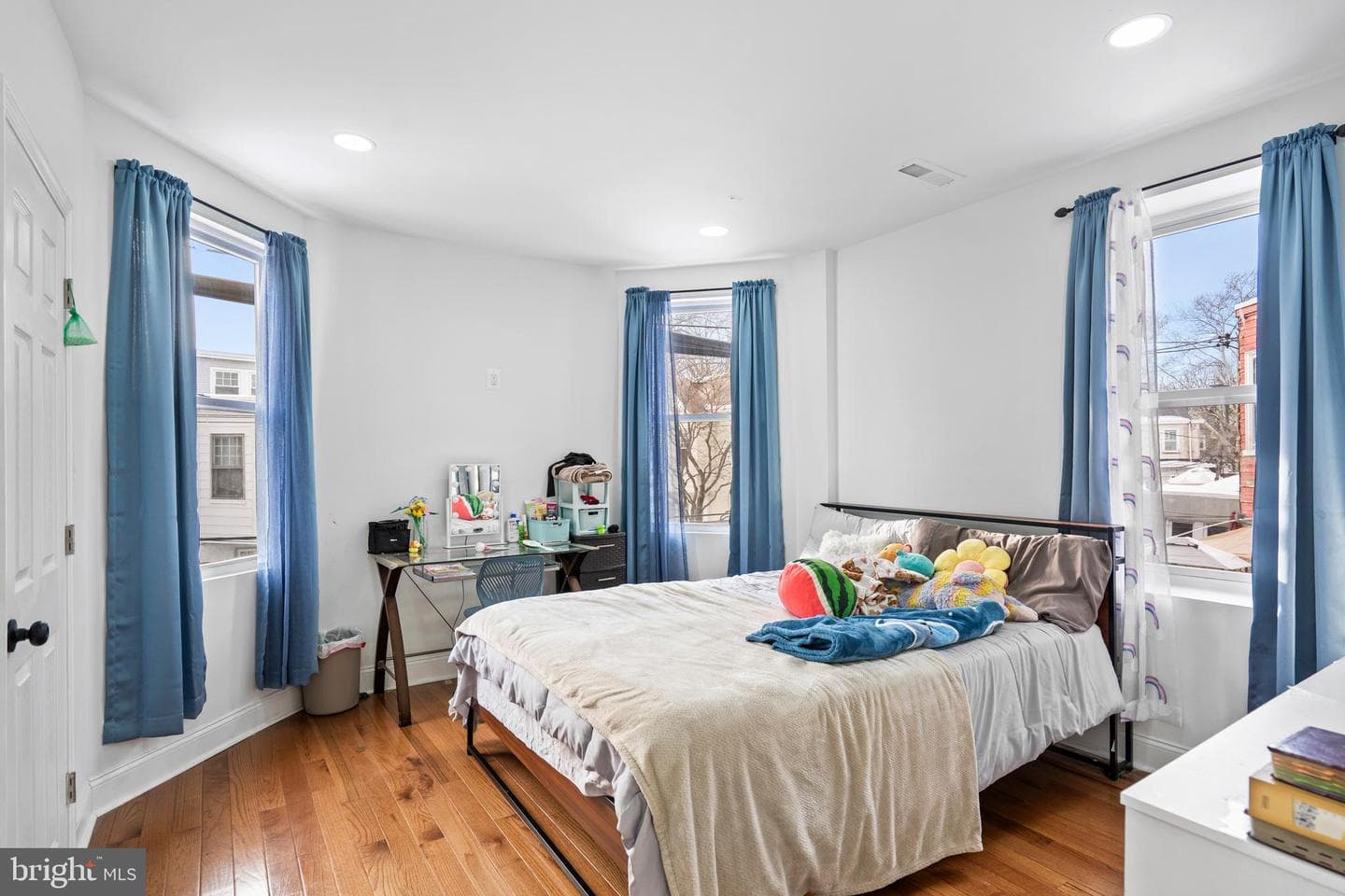 924 Foulkrod Street photo 24
