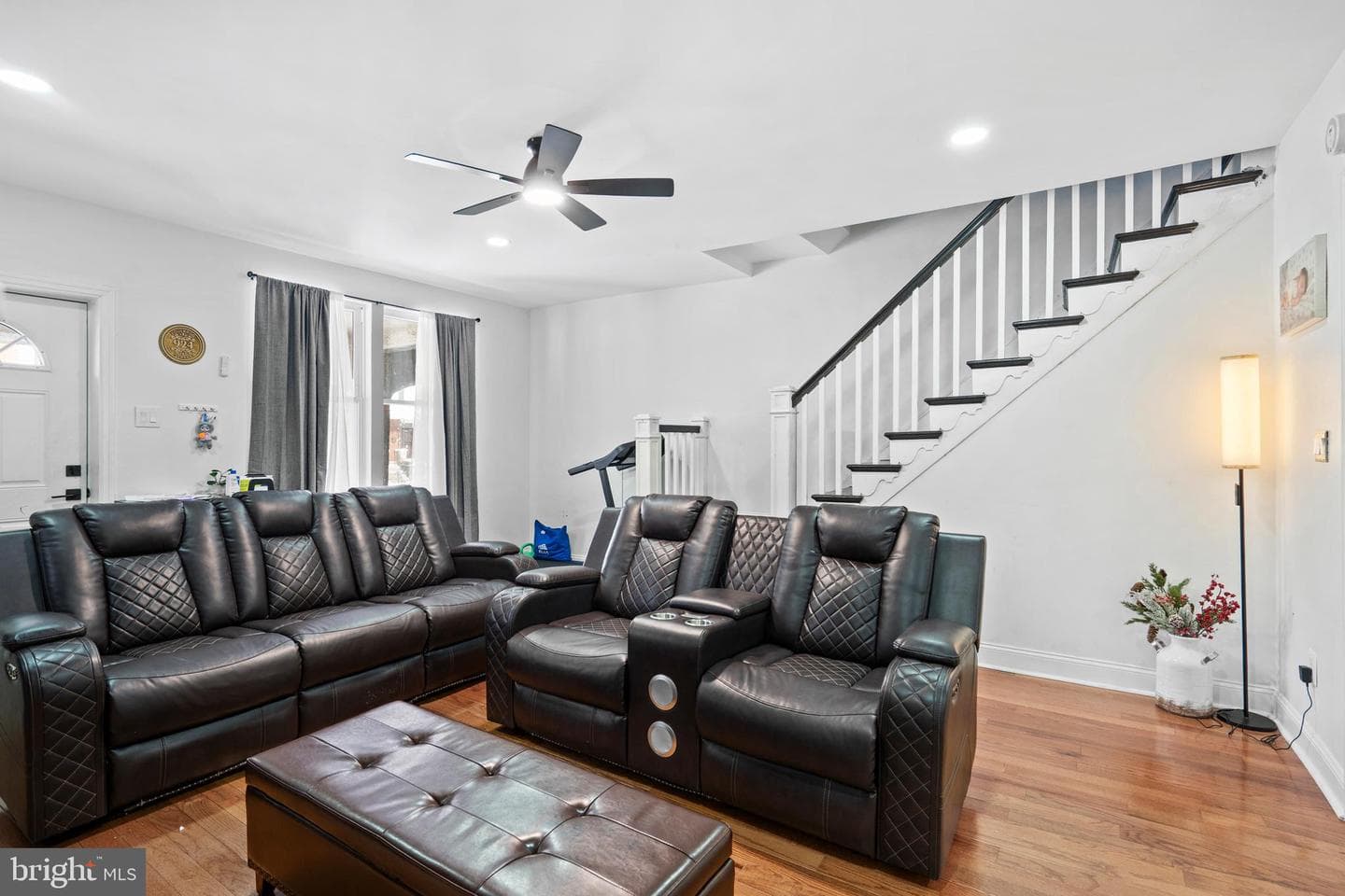 924 Foulkrod Street photo 6