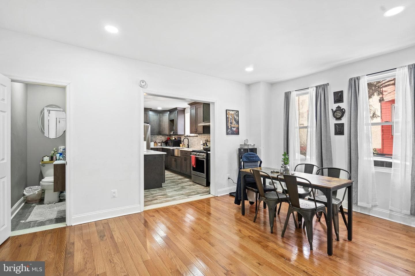 924 Foulkrod Street photo 9