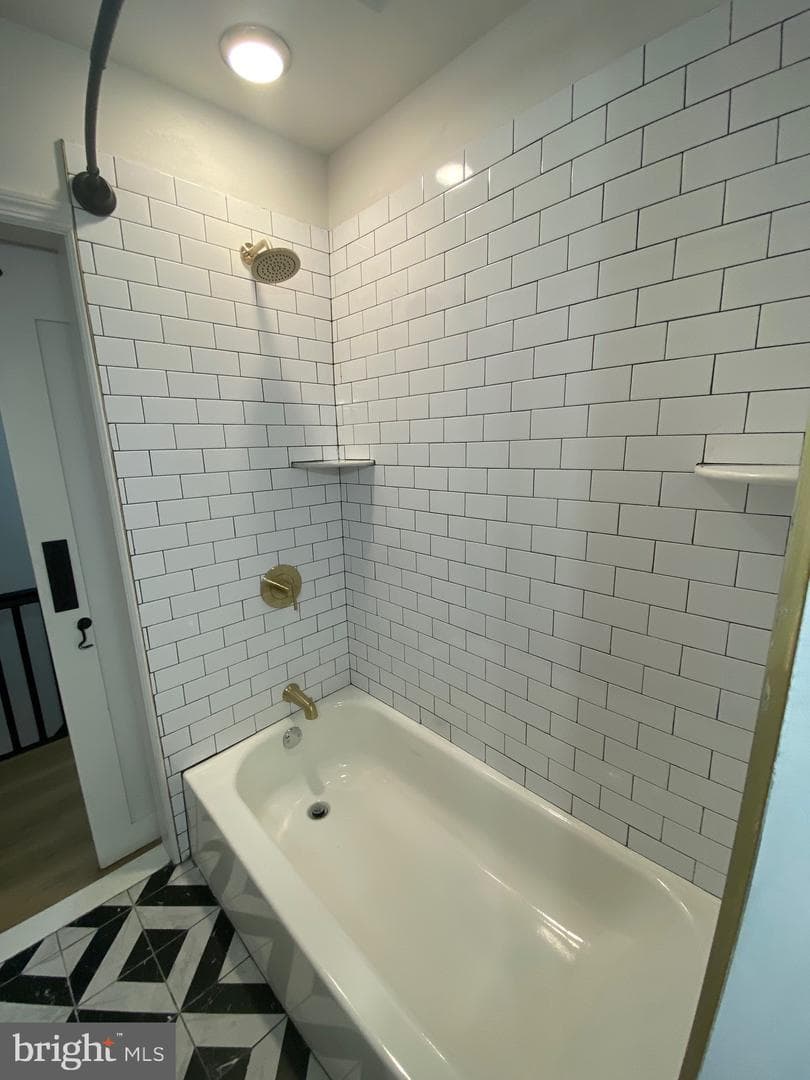 6215 N Gratz Street photo 13