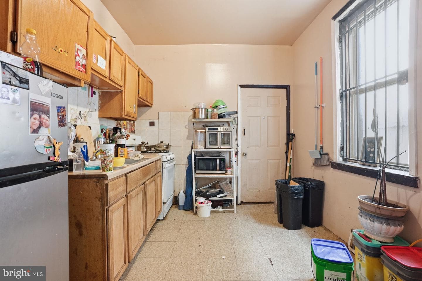 164 E Ontario Street photo 6