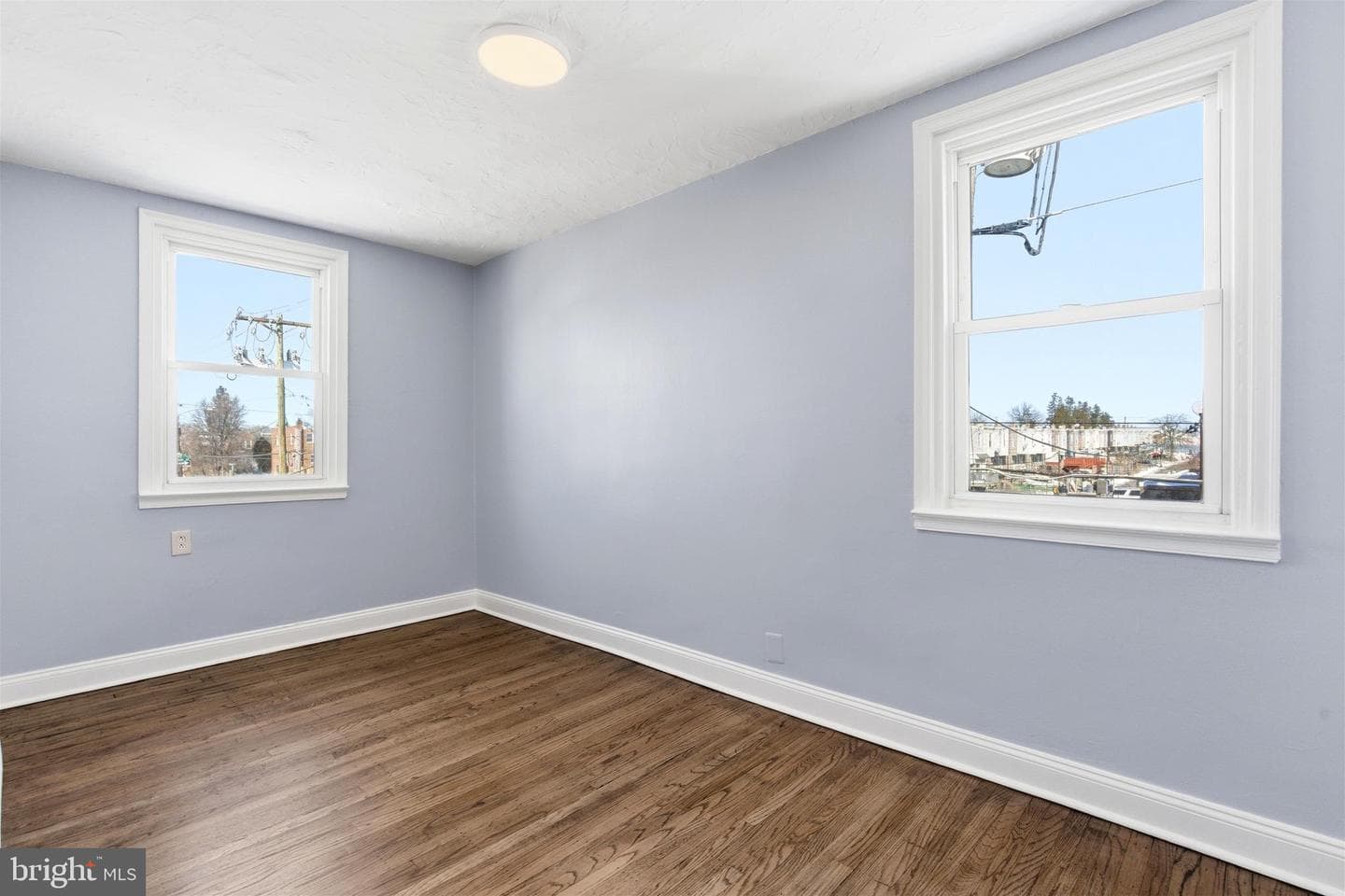 6266 Marsden Street photo 13
