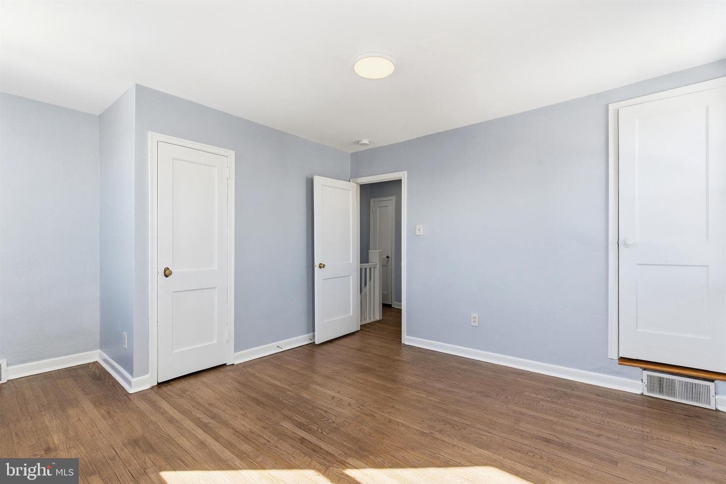 6266 Marsden Street photo 15