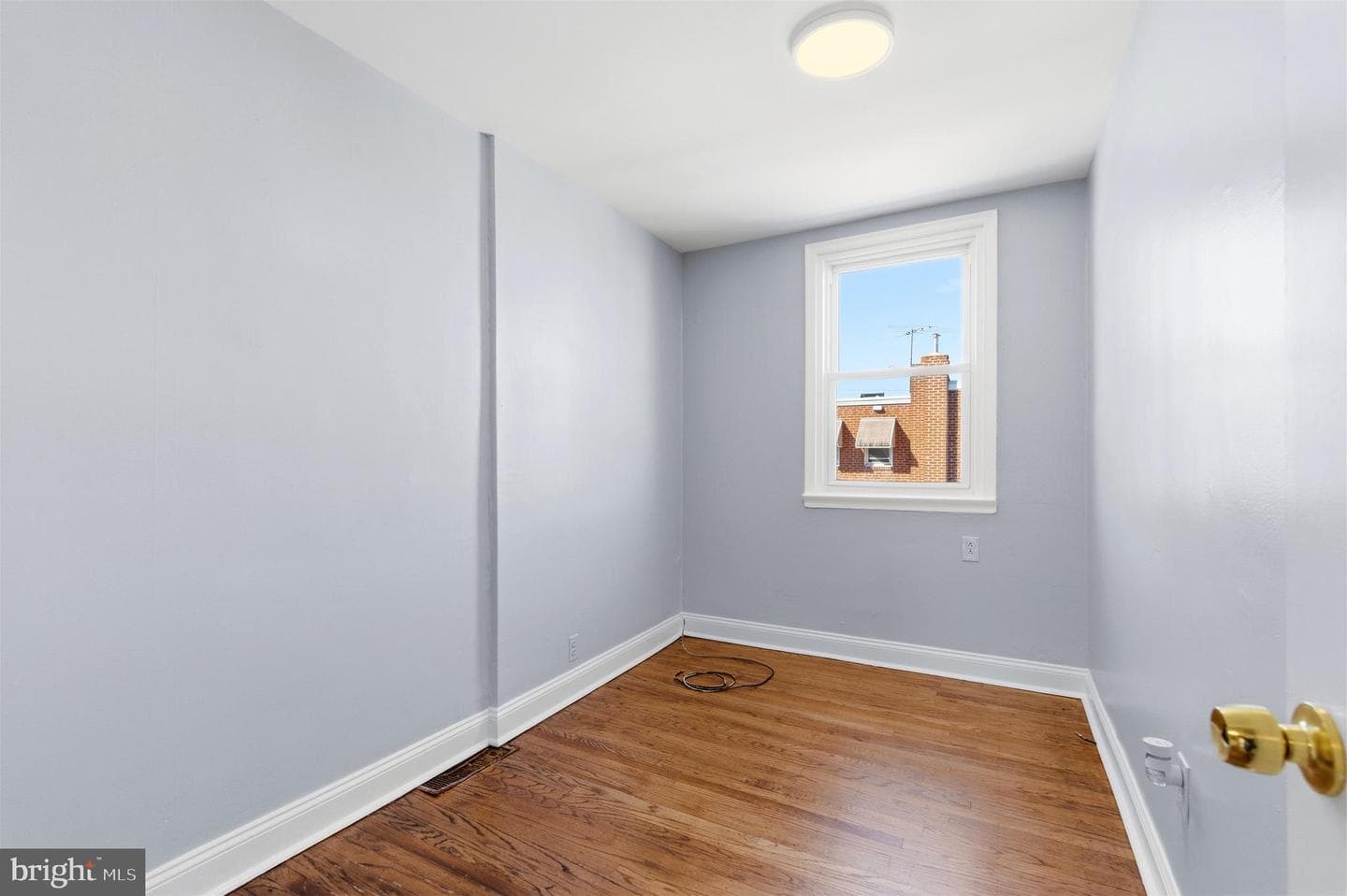 6266 Marsden Street photo 16