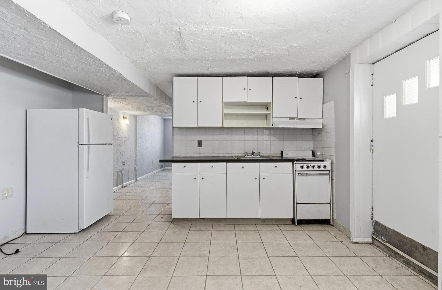 6266 Marsden Street photo 18