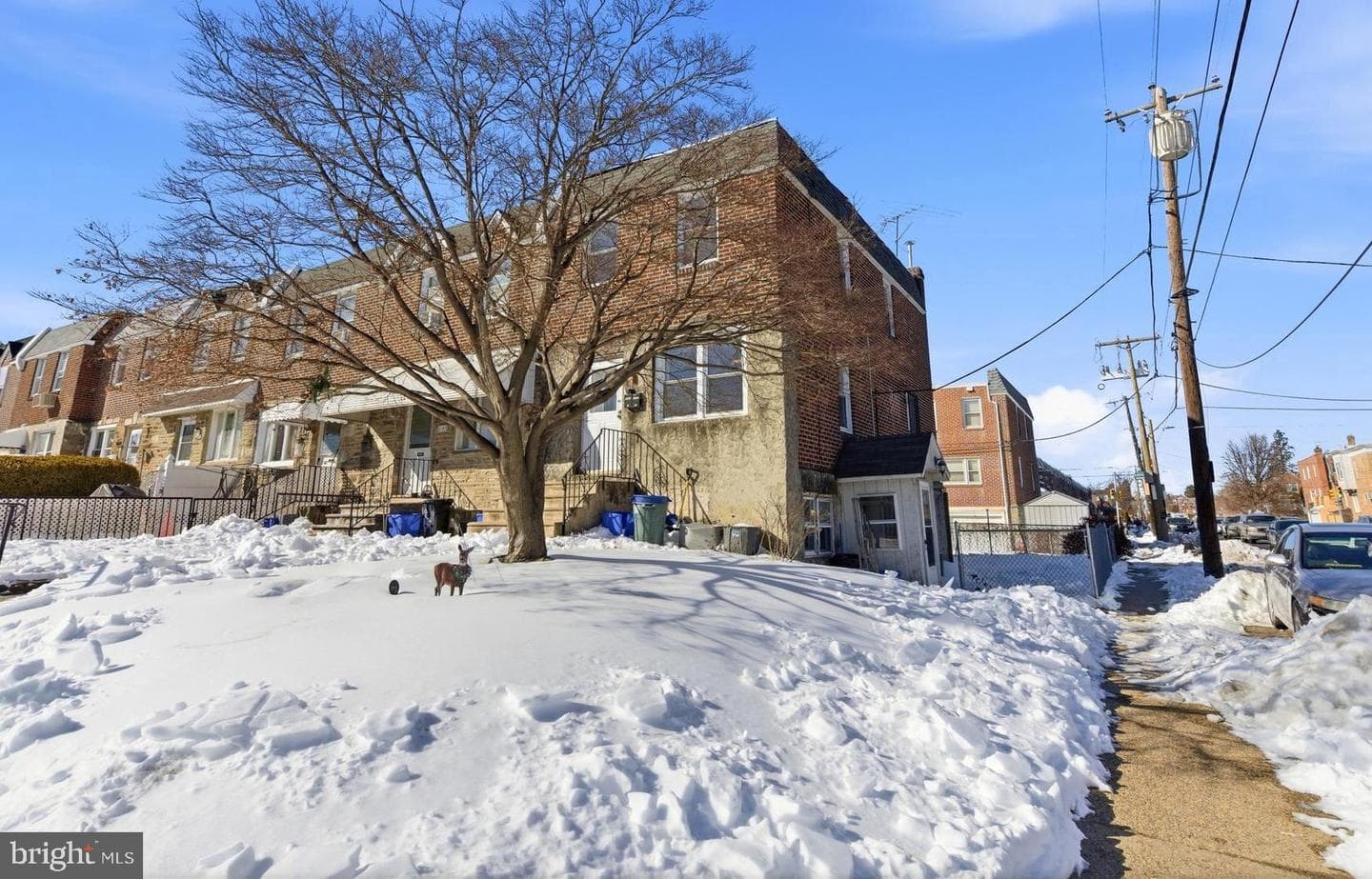 6266 Marsden Street photo 2