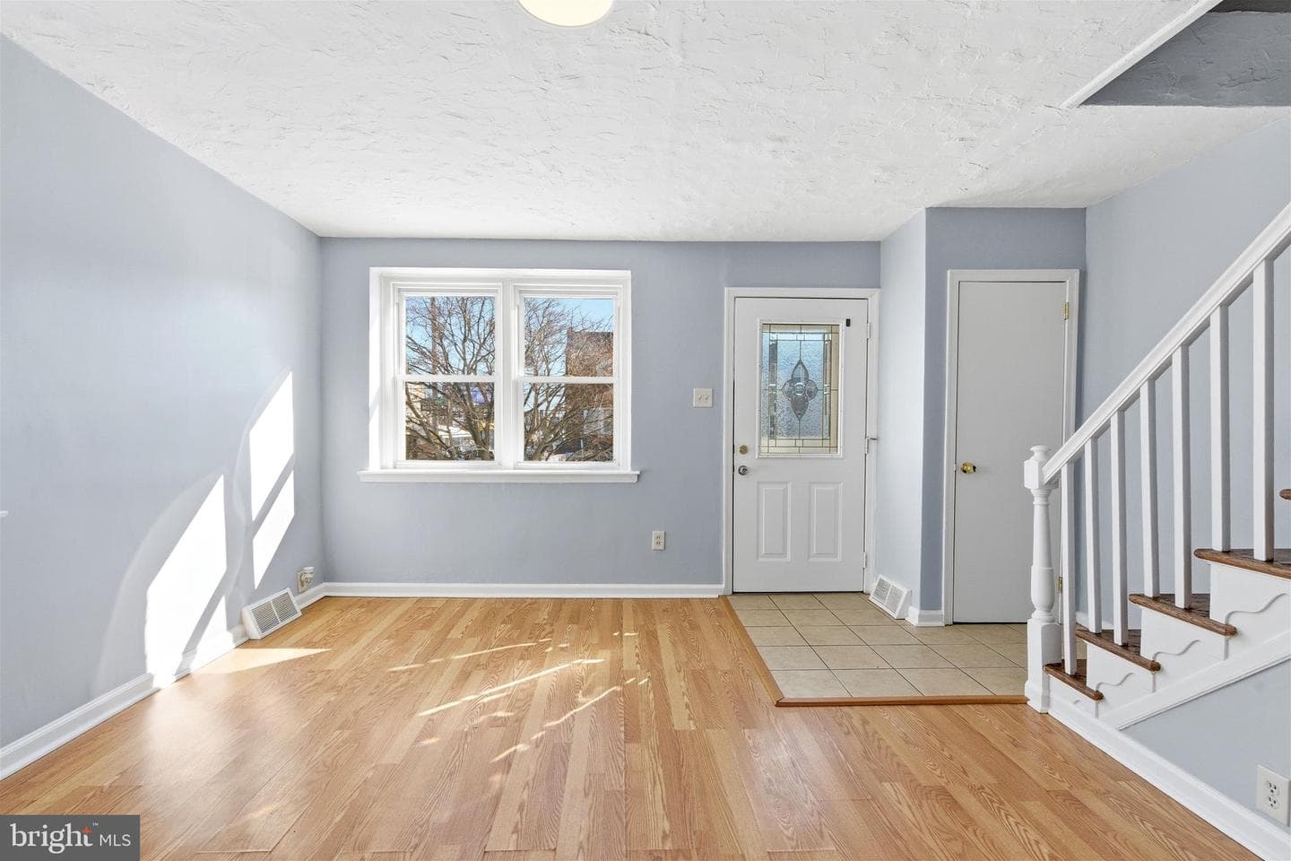 6266 Marsden Street photo 6