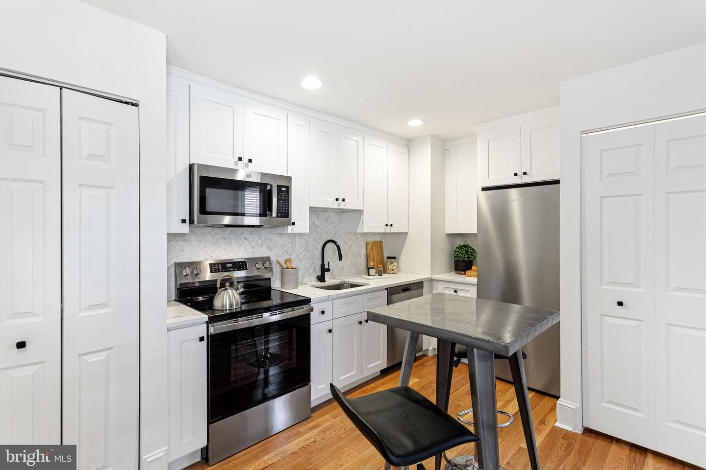 306 S 10th Street #c photo 5
