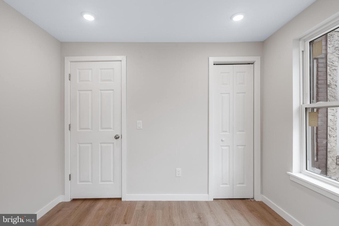 1603 E Hunting Park Avenue photo 22