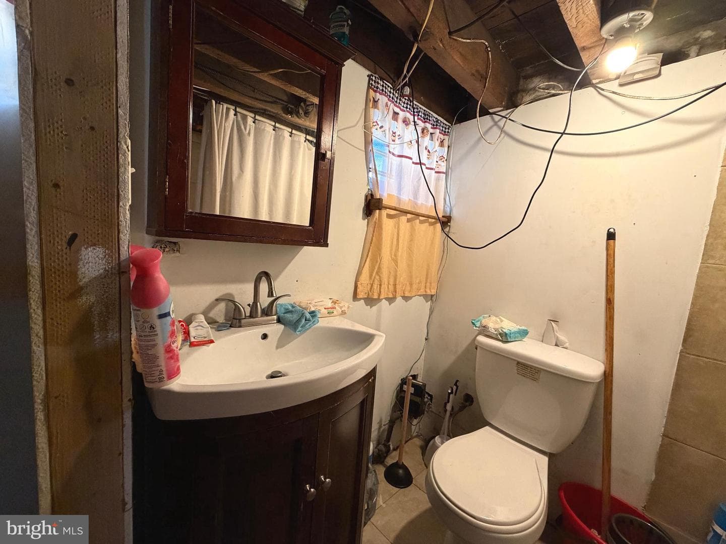 2401 N Orkney Street photo 18
