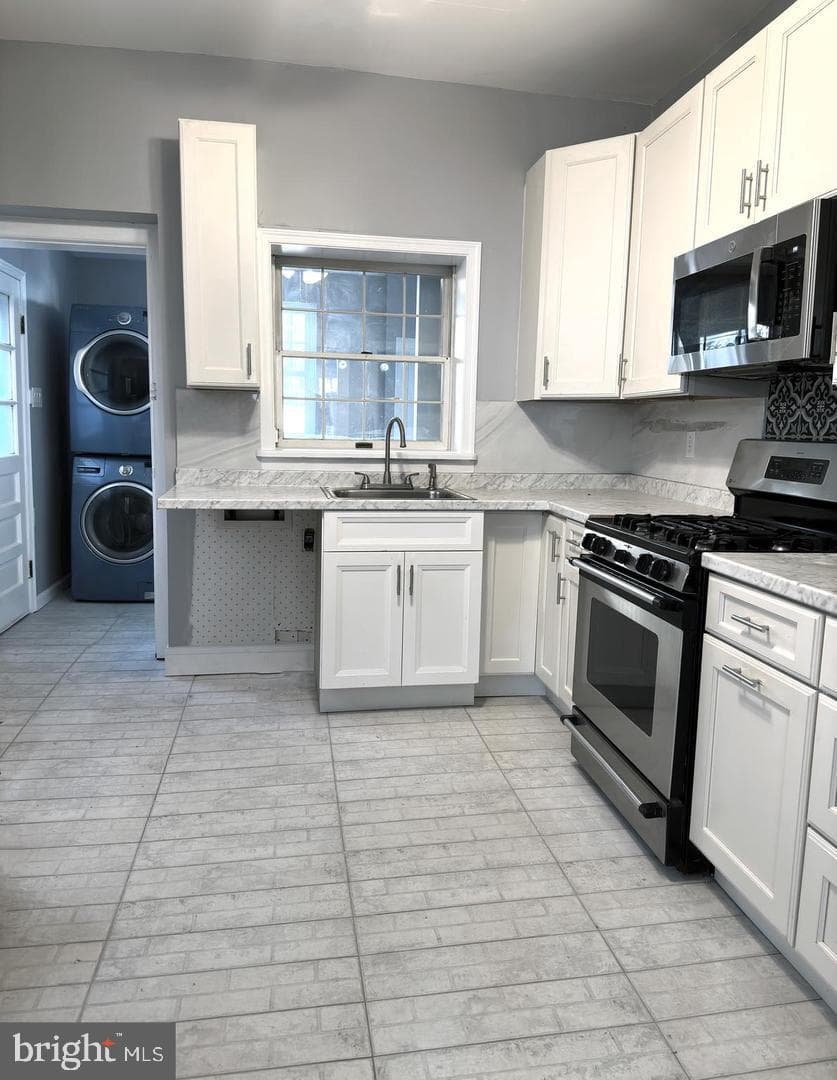 1942 S Galloway Street photo 10