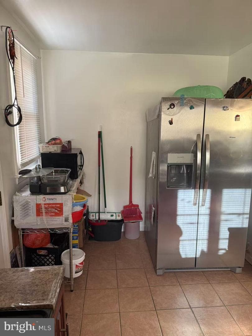 1232 Hale Street photo 8