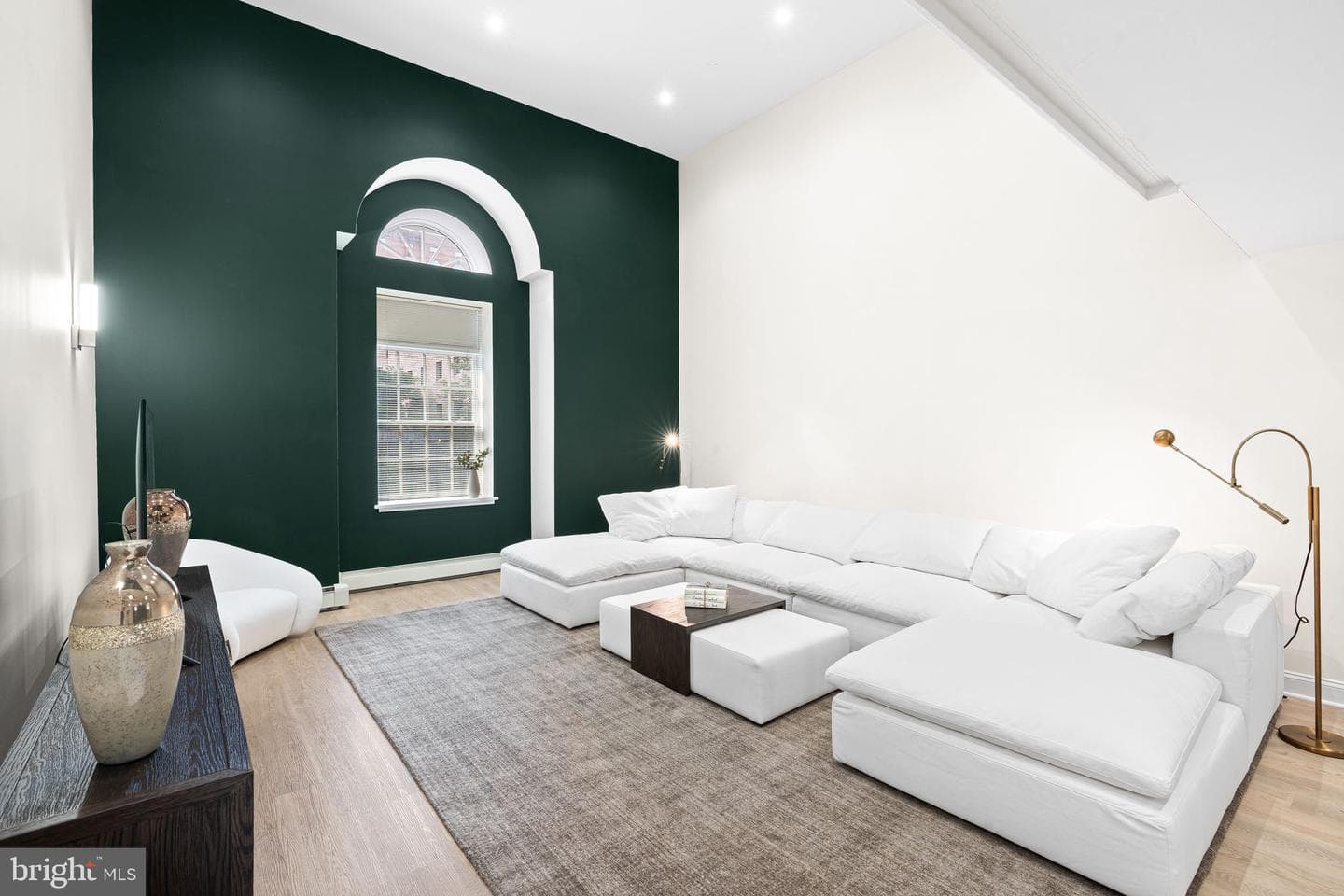 211 S 4th Street #104, Philadelphia