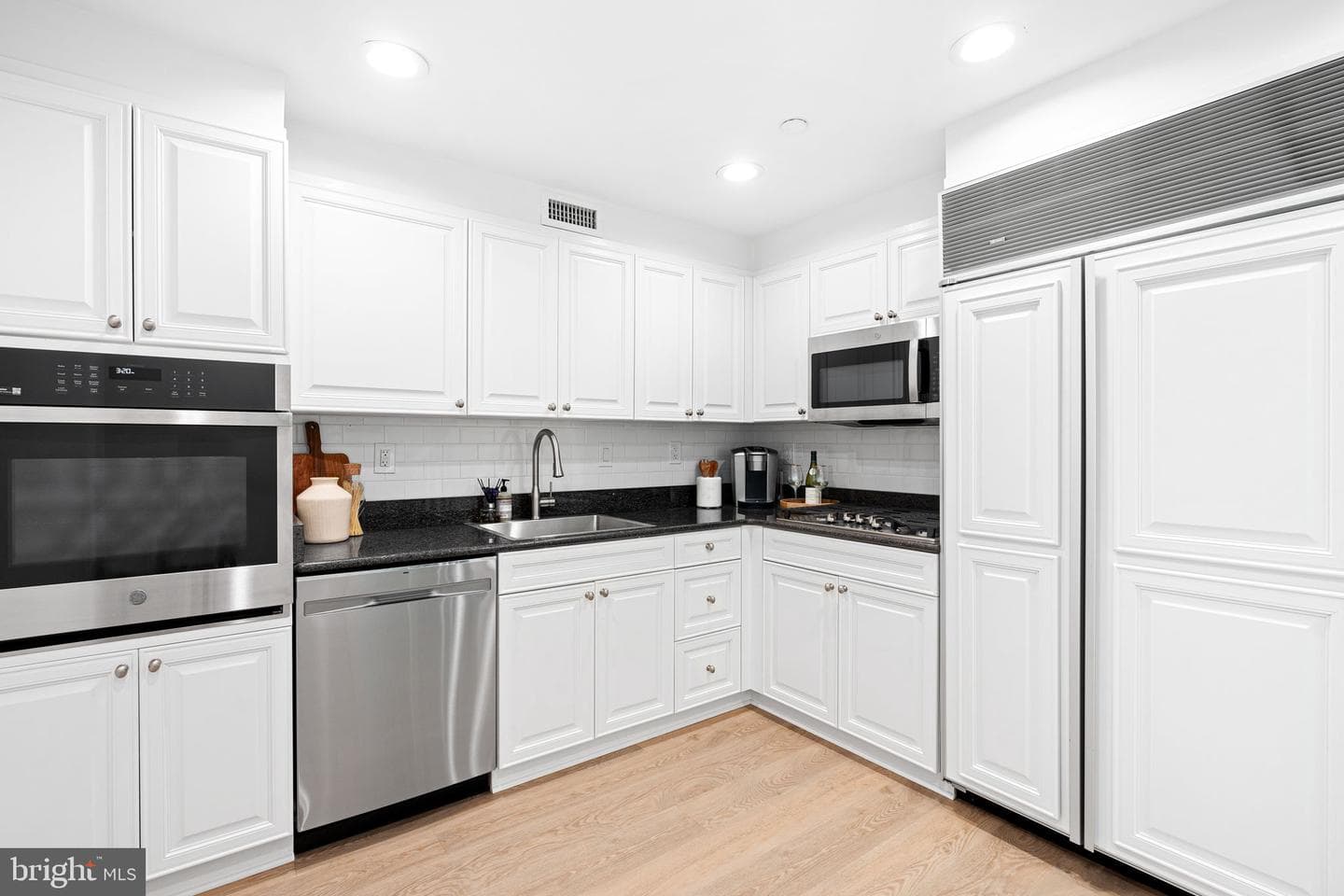 211 S 4th Street #104 photo 15