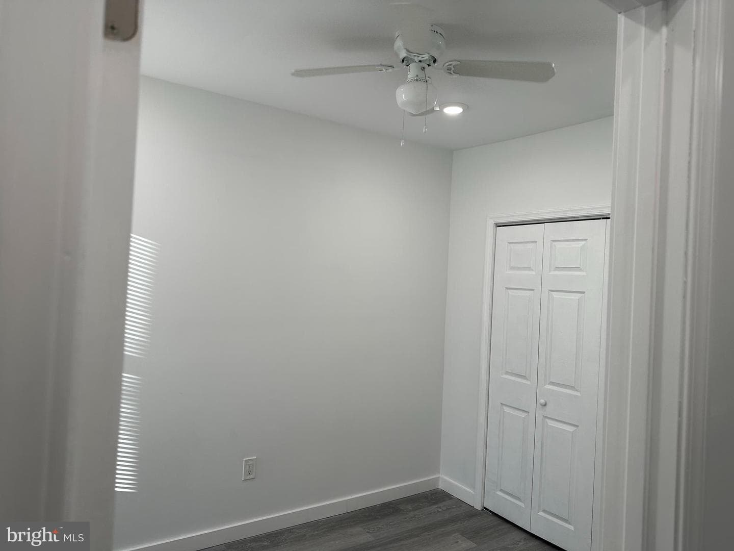 2154 E Orleans Street photo 9