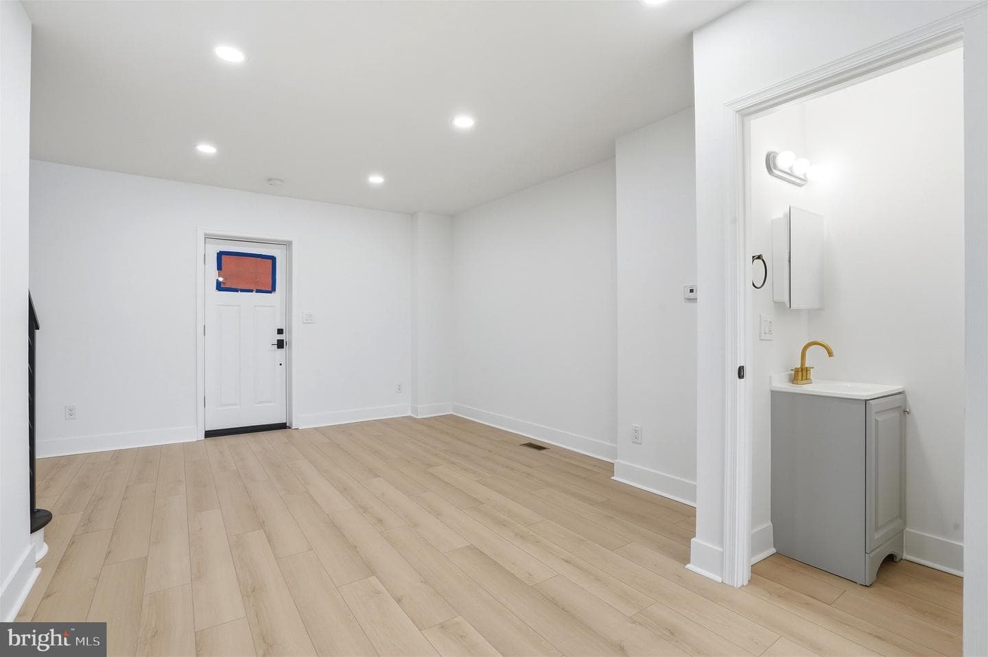 6621 N Uber Street photo 15