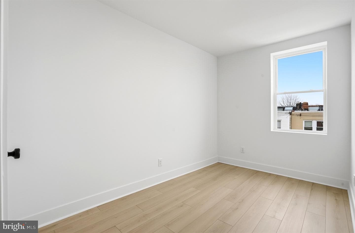 6621 N Uber Street photo 27