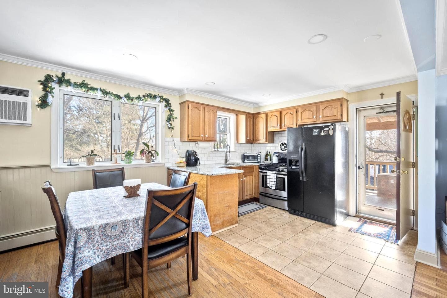 1439 Shelmire Avenue photo 4