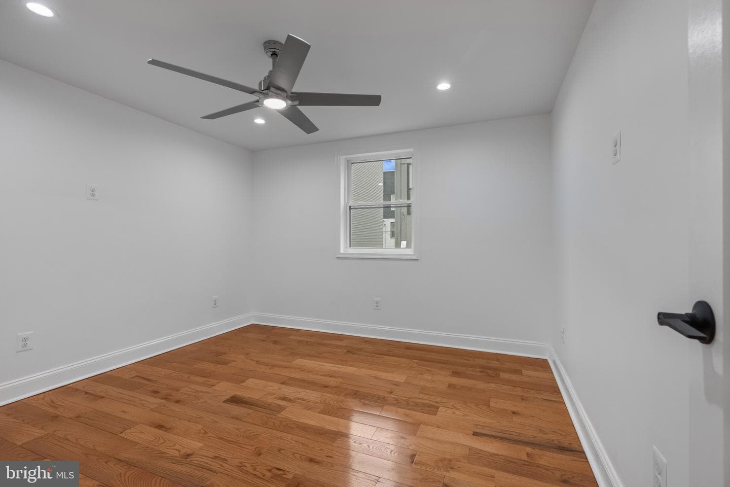 625 Winton Street photo 12