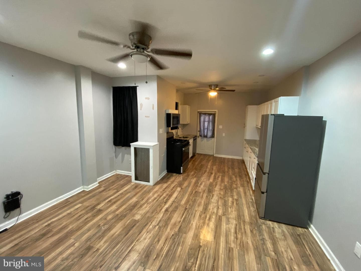 527 S Conestoga Street photo 3