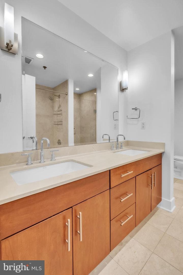 300 N 3rd Street #102 photo 11