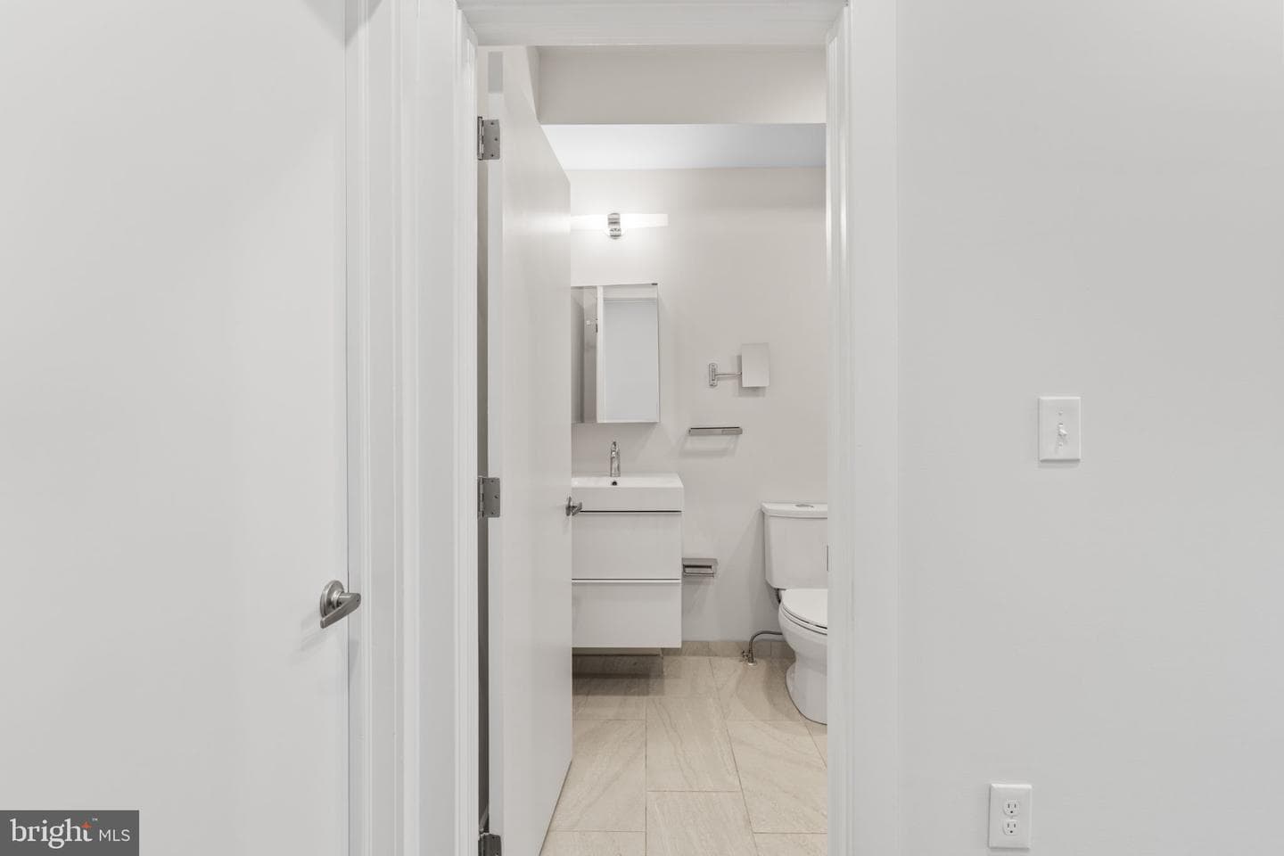 1207 N Etting Street photo 11