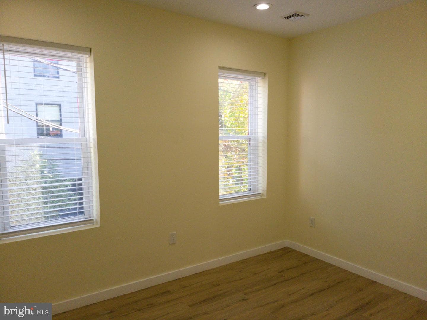 1558 N Randolph Street photo 17