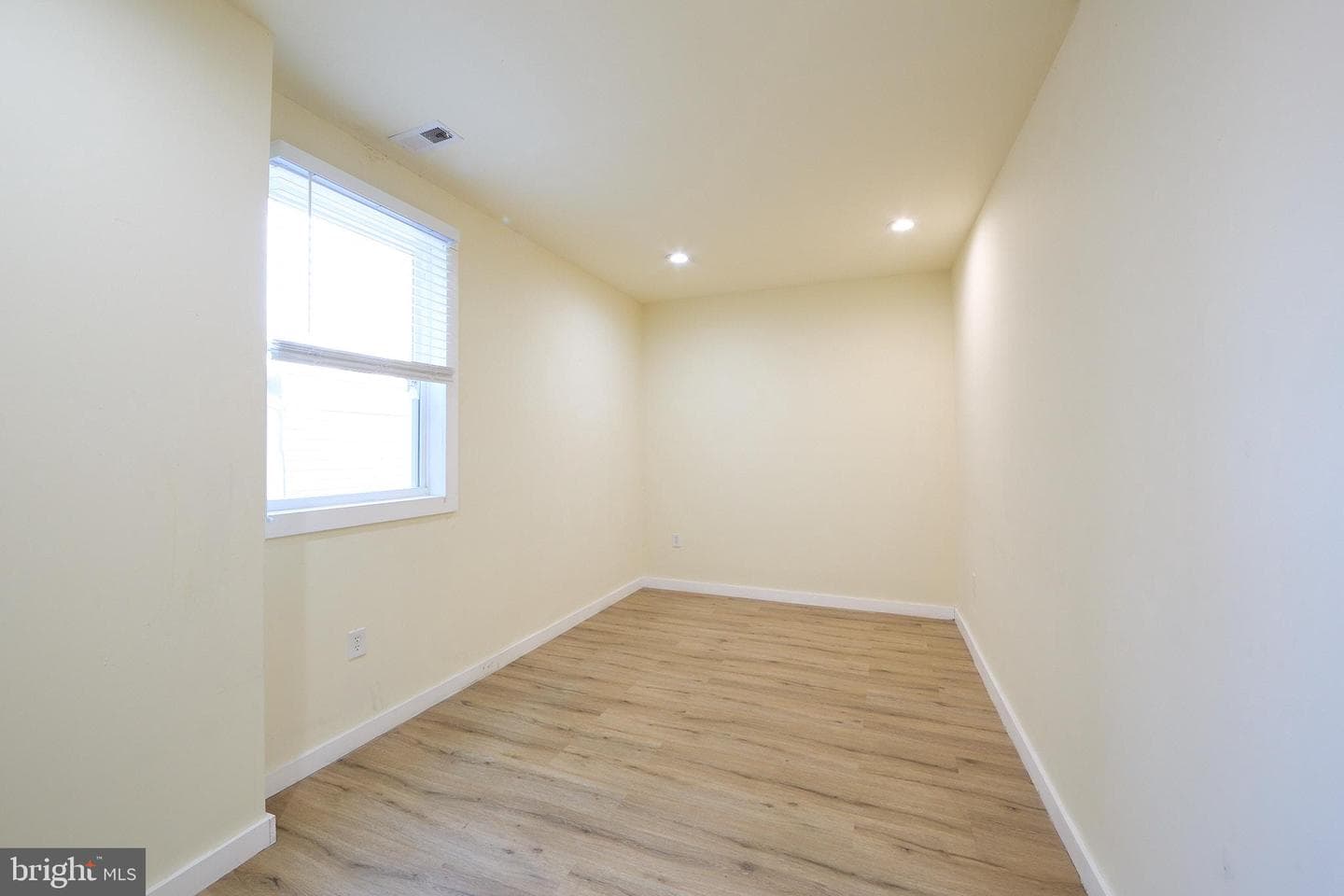 1558 N Randolph Street photo 20