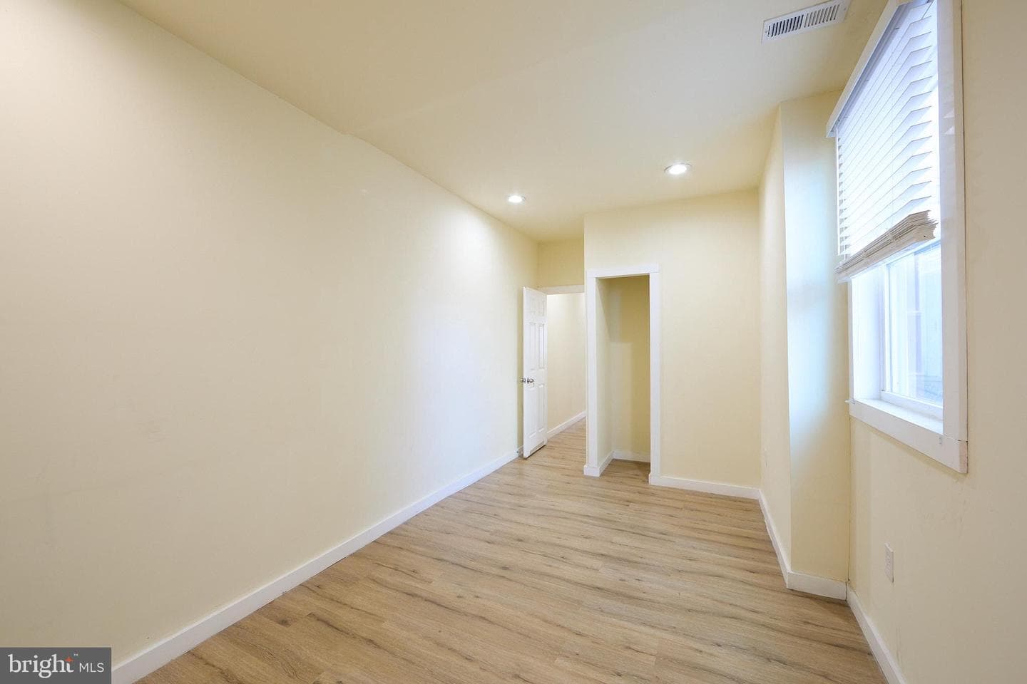 1558 N Randolph Street photo 23