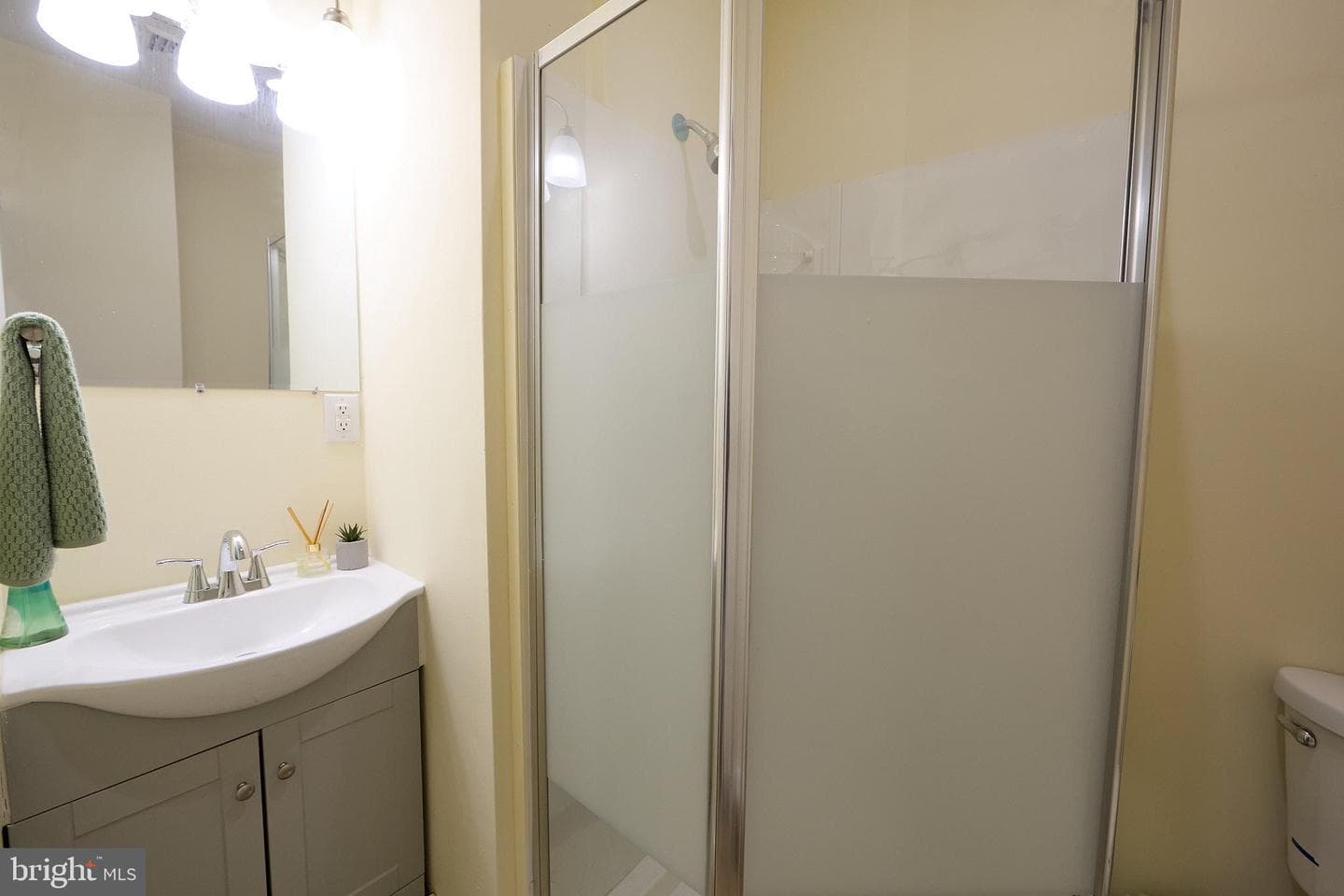 1558 N Randolph Street photo 40