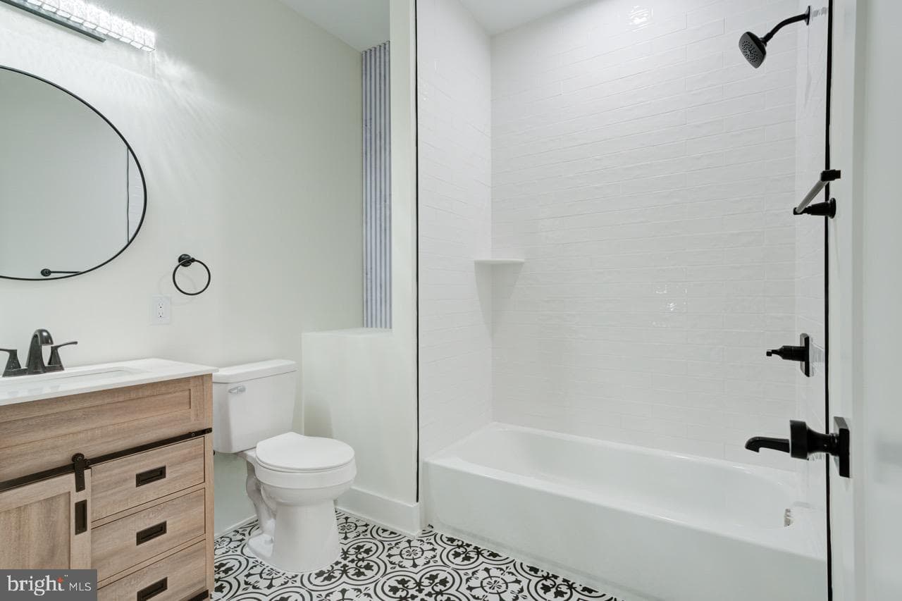 2622 E Harold Street photo 35
